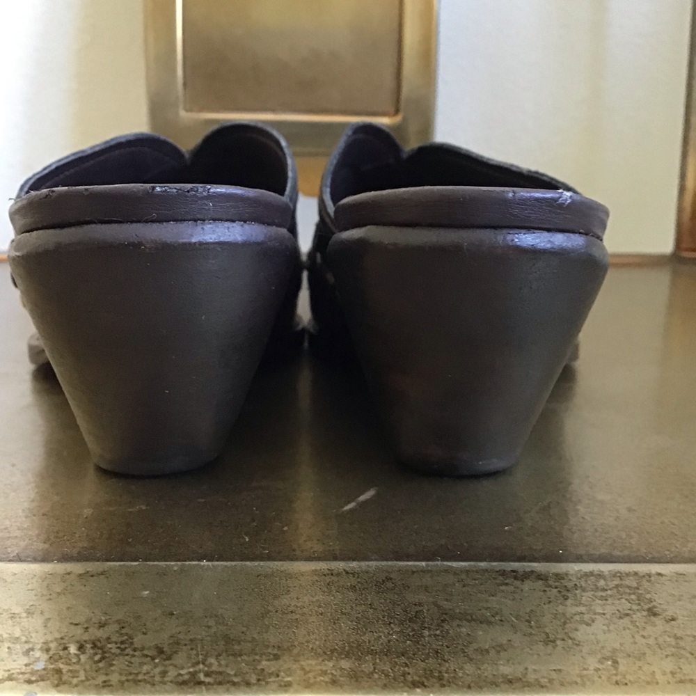 Shoes - Picture 3 of 5